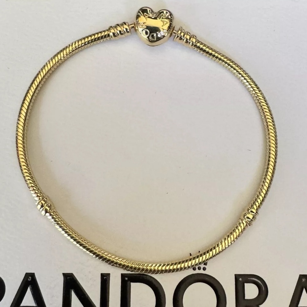 NEW❗️Authentic Pandora 14K Gold Moments Heart Clasp Snake Chain Bracelet 7.9”